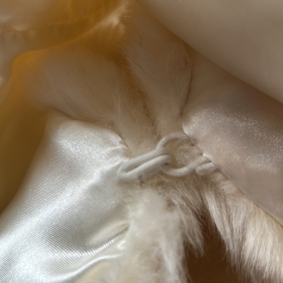 Snowy Faux Fur Bolero M - Picture 6 of 9